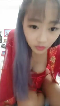 官人快来呀女主播换上古装肚兜诱惑炮友暴力啪啪