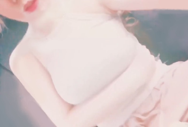 与粉丝游日本顺便做爱的。！