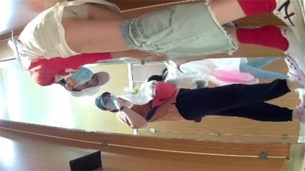 精品厕拍高清后景4